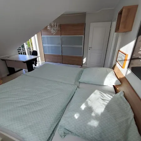 Schoene * اندسبيرج أم ليخ